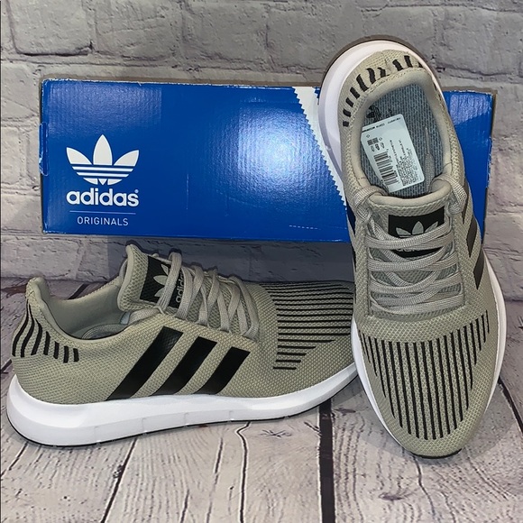 adidas swift run weight